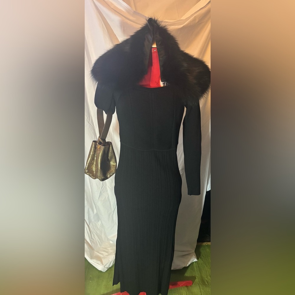 Elie Tahari Ribbed Maxi Dress - Picture 6 of 9